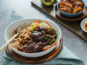 Read more about the article Easy Brown Stew Chicken Recipe With Potatoes